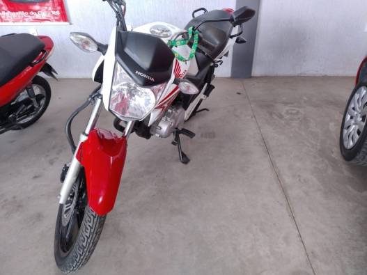 HONDA - CG 150 - 2014/2015 - Branca - R$ 12.500,00