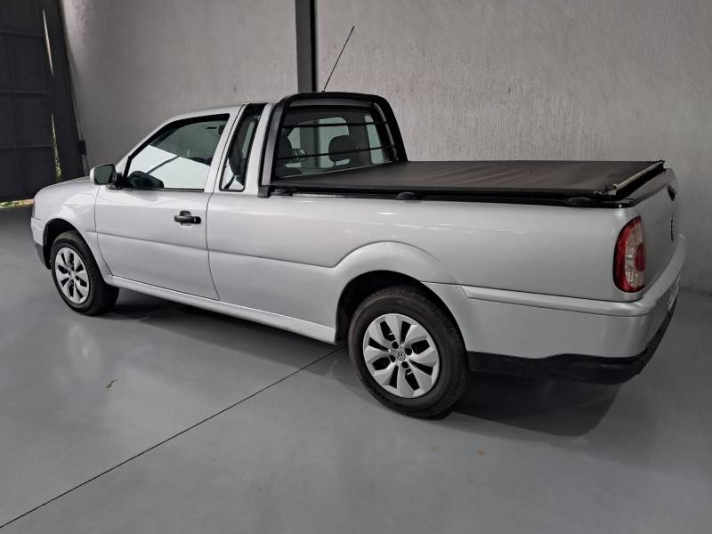 VOLKSWAGEN - SAVEIRO - 2009/2009 - Prata - R$ 36.900,00