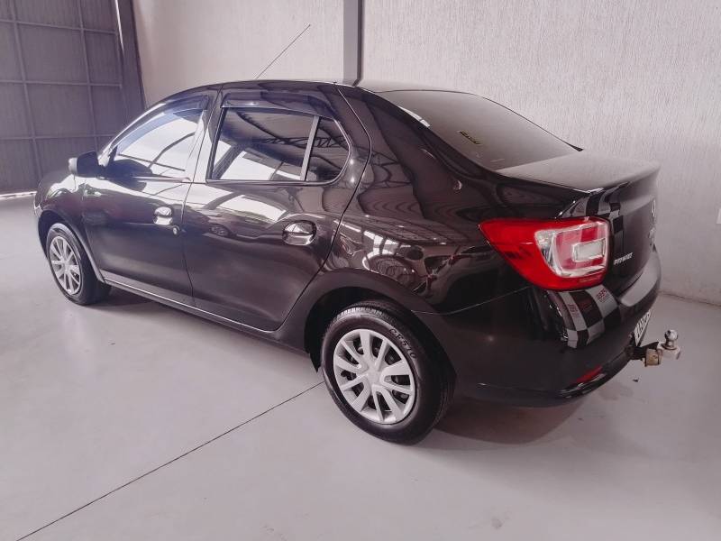 RENAULT - LOGAN - 2017/2017 - Preta - R$ 44.900,00