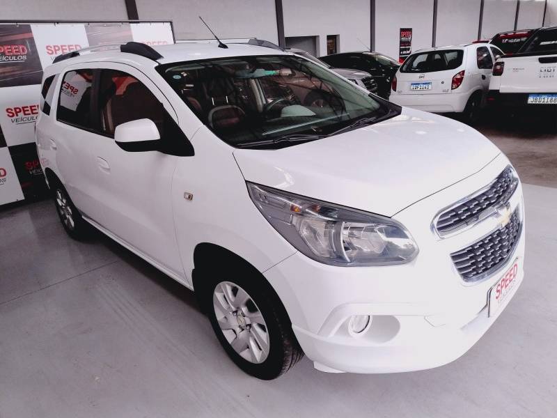 CHEVROLET - SPIN - 2012/2013 - Branca - R$ 54.900,00