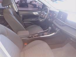 FIAT - FASTBACK - 2023/2024 - Branca - R$ 115.900,00