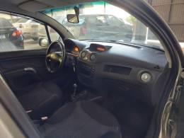 CITROËN - C3 - 2007/2008 - Prata - R$ 21.900,00