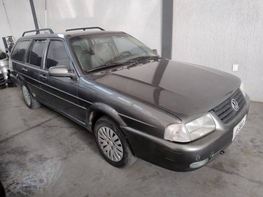 VOLKSWAGEN - QUANTUM - 1999/2000 - Cinza - R$ 14.900,00