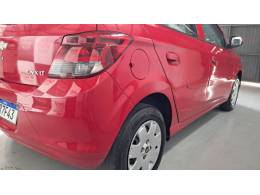 CHEVROLET - ONIX - 2012/2013 - Vermelha - R$ 39.800,00