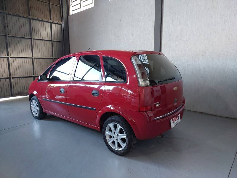 CHEVROLET - MERIVA - 2011/2011 - Vermelha - R$ 31.800,00