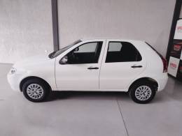 FIAT - PALIO - 2016/2016 - Branca - R$ 31.900,00