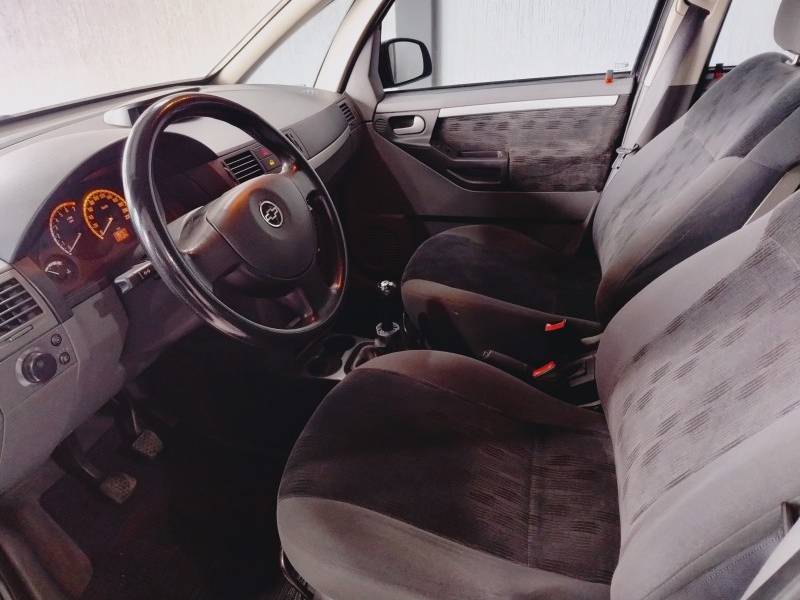 CHEVROLET - MERIVA - 2007/2008 - Preta - R$ 31.900,00