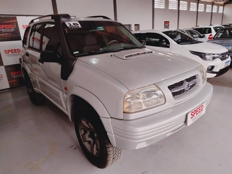 SUZUKI - GRAND VITARA - 1998/1999 - Prata - R$ 35.900,00