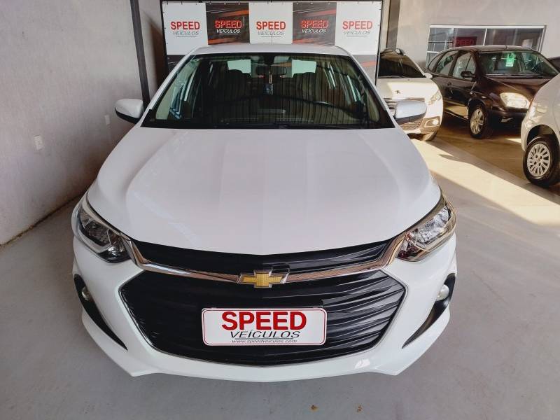 CHEVROLET - ONIX - 2019/2020 - Branca - R$ 77.900,00