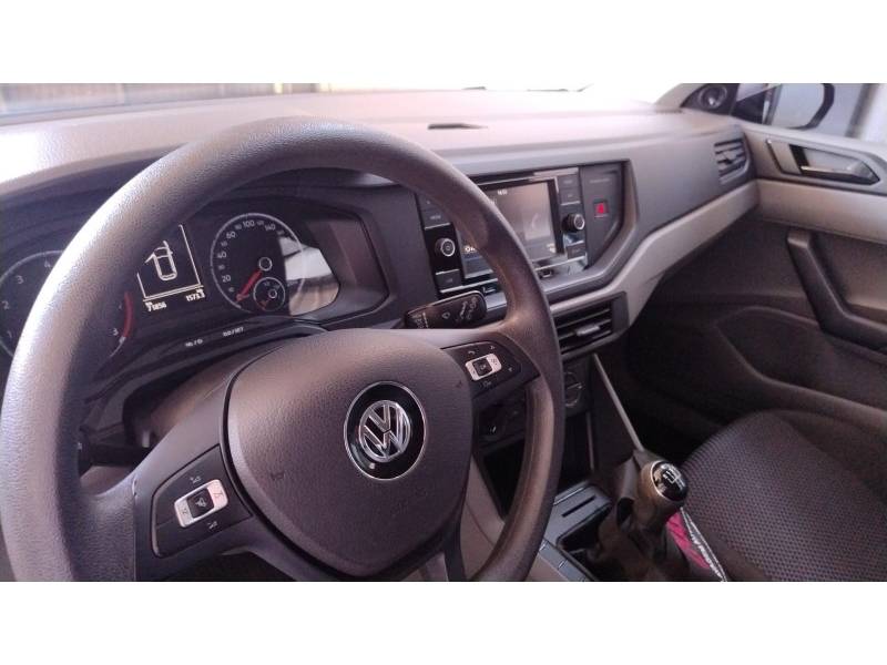 VOLKSWAGEN - POLO - 2017/2018 - Cinza - R$ 59.900,00