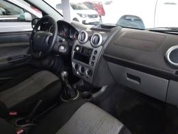 FORD - FIESTA - 2014/2014 - Preta - R$ 38.900,00