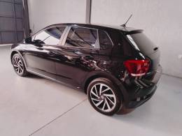 VOLKSWAGEN - POLO - 2020/2021 - Preta - R$ 88.900,00