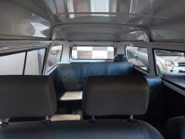 VOLKSWAGEN - KOMBI - 2010/2011 - Branca - R$ 52.900,00
