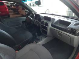 RENAULT - CLIO - 2009/2010 - Vermelha - R$ 25.900,00