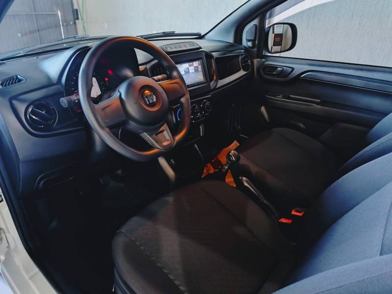 FIAT - FIORINO - 2024/2025 - Branca - R$ 115.900,00