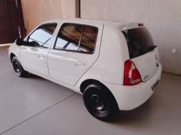 RENAULT - CLIO - 2016/2016 - Branca - R$ 34.900,00