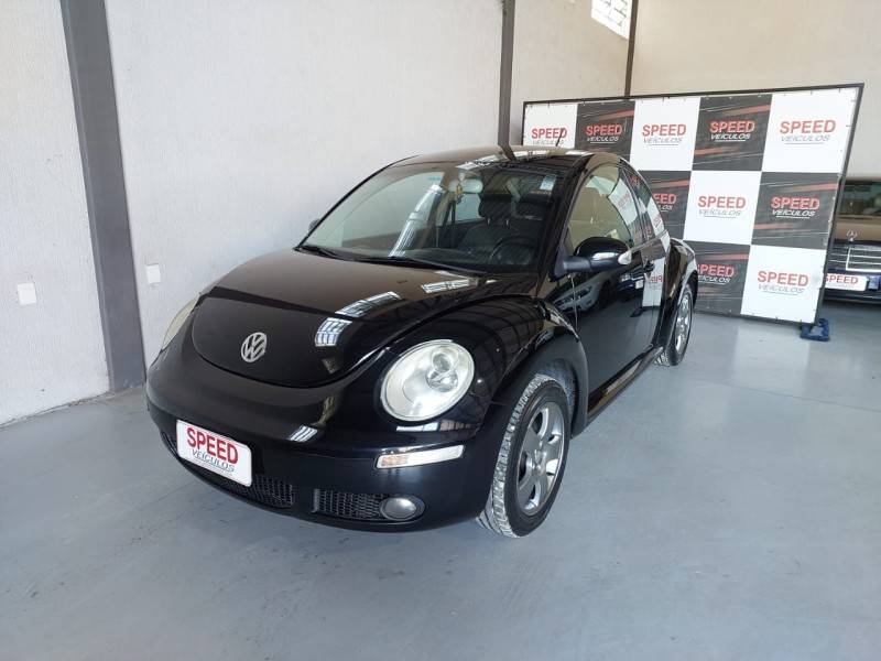 VOLKSWAGEN - NEW BEETLE - 2008/2008 - Preta - R$ 49.800,00