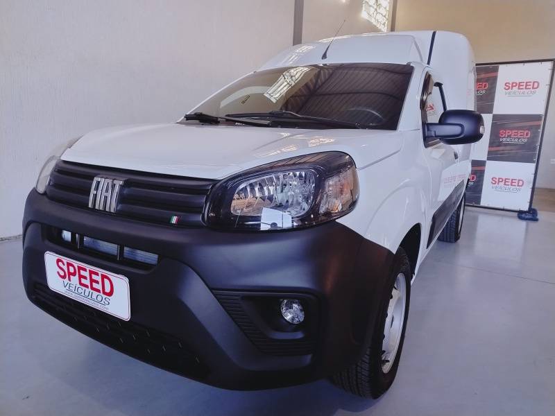 FIAT - FIORINO - 2024/2025 - Branca - R$ 115.900,00