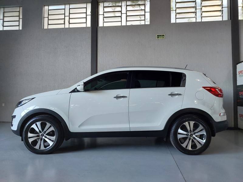 KIA MOTORS - SPORTAGE - 2013/2014 - Branca - R$ 86.900,00