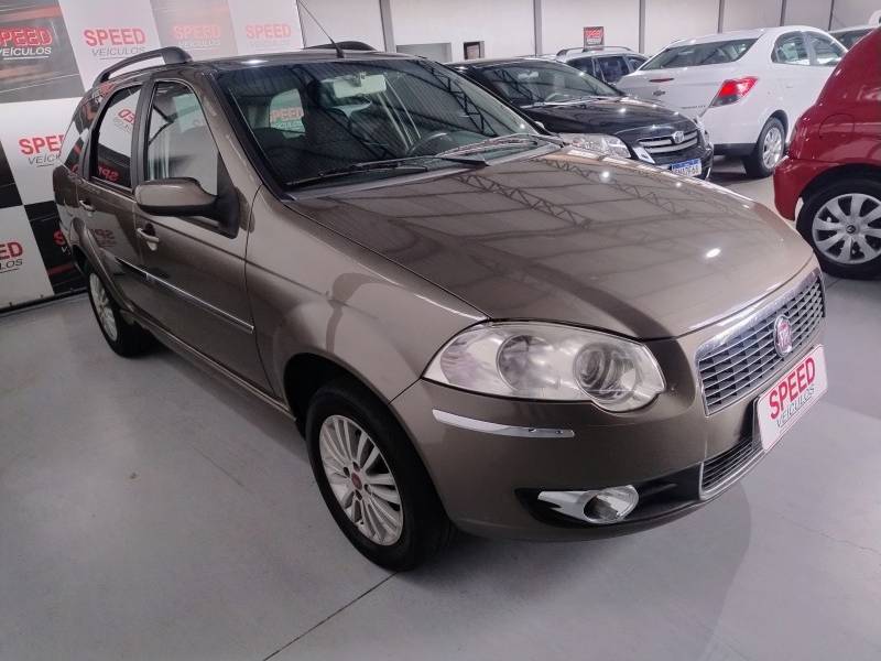 FIAT - PALIO - 2010/2011 - Cinza - R$ 35.900,00