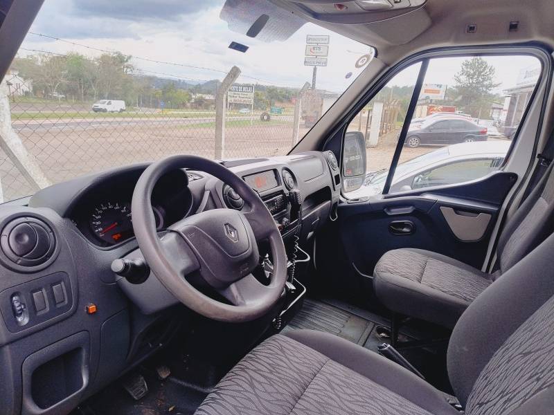 RENAULT - MASTER - 2019/2020 - Branca - R$ 159.800,00