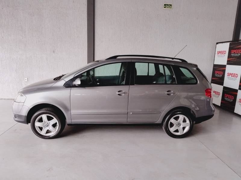 VOLKSWAGEN - SPACEFOX - 2007/2008 - Cinza - R$ 30.900,00