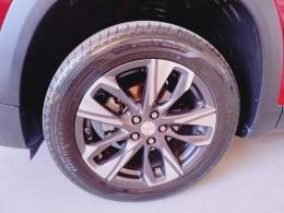 CHEVROLET - TRACKER - 2022/2023 - Vermelha - R$ 105.800,00