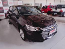 CHEVROLET - ONIX - 2022/2023 - Preta - R$ 88.900,00