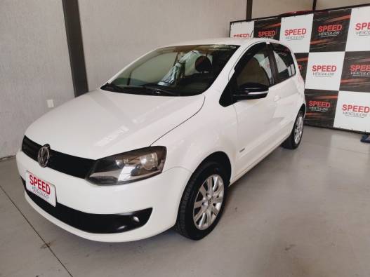 VOLKSWAGEN - FOX - 2014/2014 - Branca - R$ 43.900,00