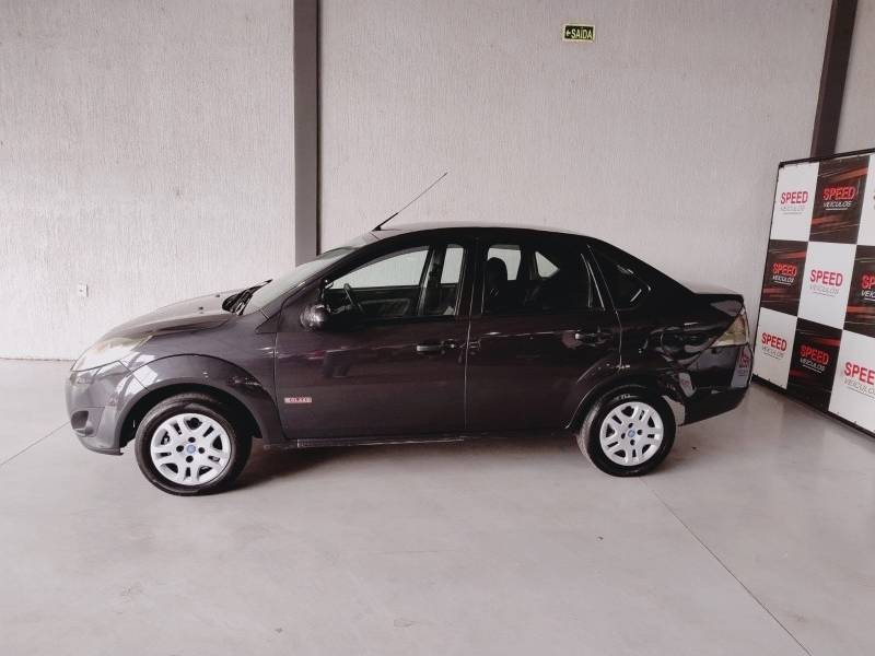 FORD - FIESTA - 2011/2012 - Cinza - Sob Consulta