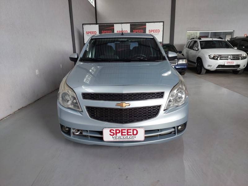 CHEVROLET - AGILE - 2010/2011 - Prata - R$ 36.900,00