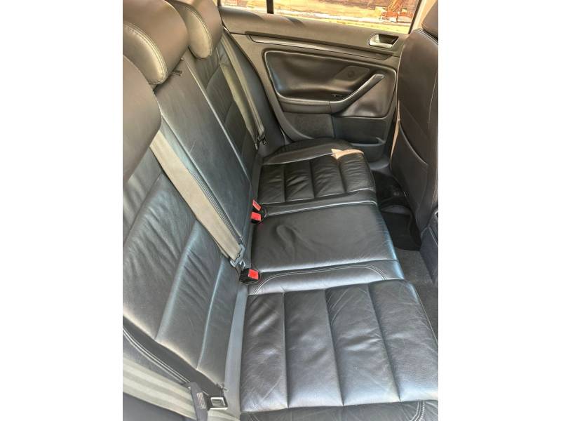 VOLKSWAGEN - JETTA - 2011/2011 - Prata - R$ 53.900,00