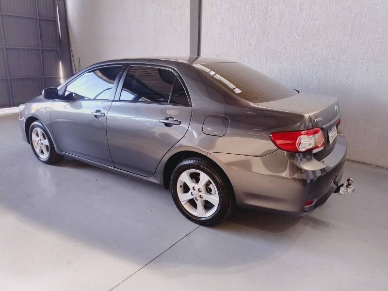 TOYOTA - COROLLA - 2012/2012 - Cinza - R$ 56.900,00