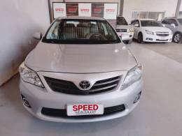 TOYOTA - COROLLA - 2011/2012 - Prata - R$ 61.900,00