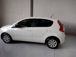 FIAT - PALIO - 2012/2013 - Branca - R$ 35.900,00