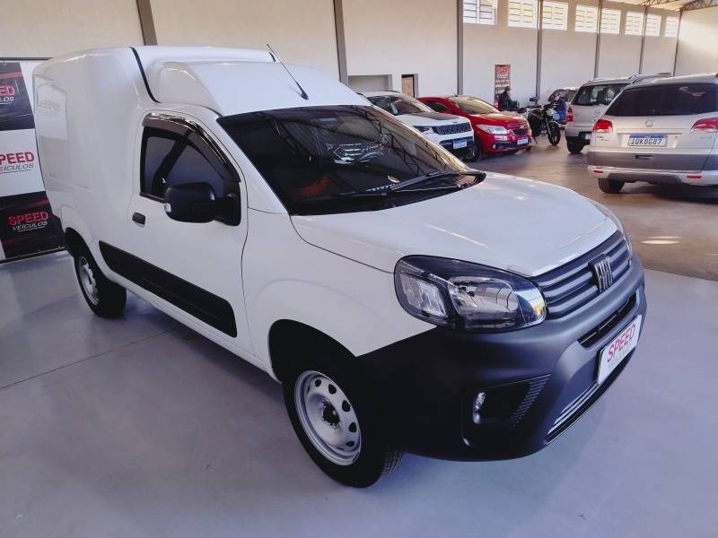 FIAT - FIORINO - 2024/2025 - Branca - R$ 115.900,00