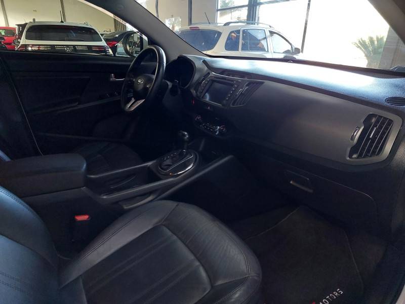 KIA MOTORS - SPORTAGE - 2013/2014 - Branca - R$ 86.900,00