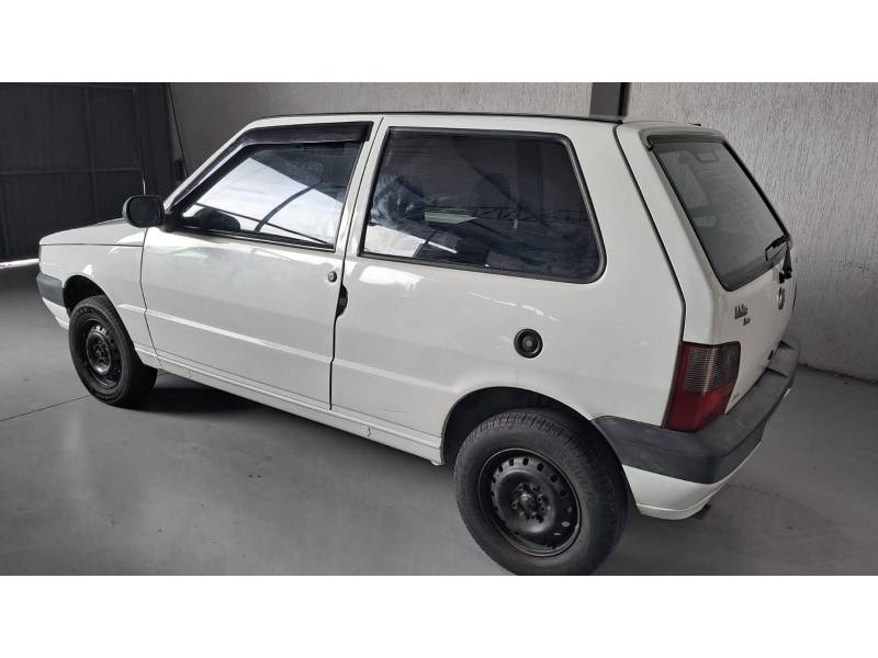 FIAT - UNO - 2013/2013 - Branca - R$ 24.800,00