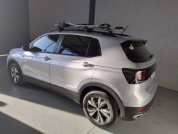 VOLKSWAGEN - T-CROSS - 2022/2023 - Prata - R$ 112.900,00