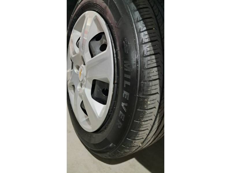 CHEVROLET - PRISMA - 2013/2014 - Branca - R$ 44.900,00