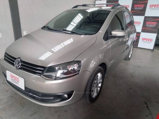 VOLKSWAGEN - SPACEFOX - 2013/2013 - Prata - R$ 39.800,00