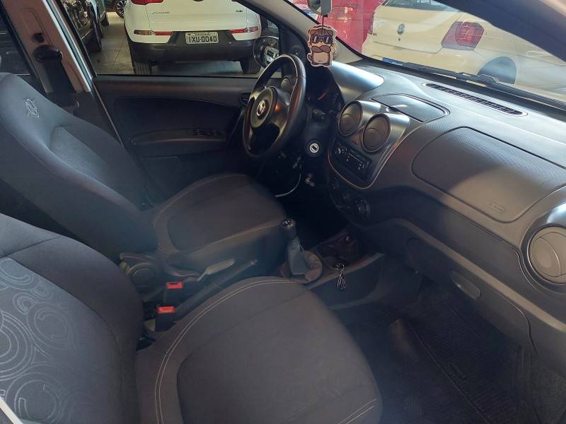 FIAT - GRAND SIENA - 2021/2021 - Branca - R$ 59.800,00