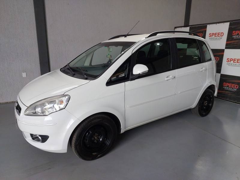 FIAT - IDEA - 2012/2013 - Branca - R$ 34.900,00