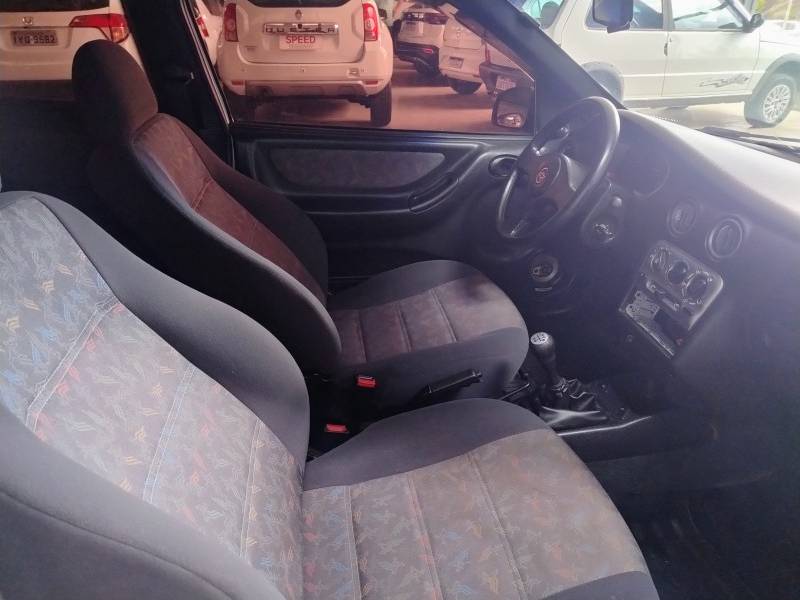 CHEVROLET - CELTA - 2003/2003 - Branca - R$ 17.900,00