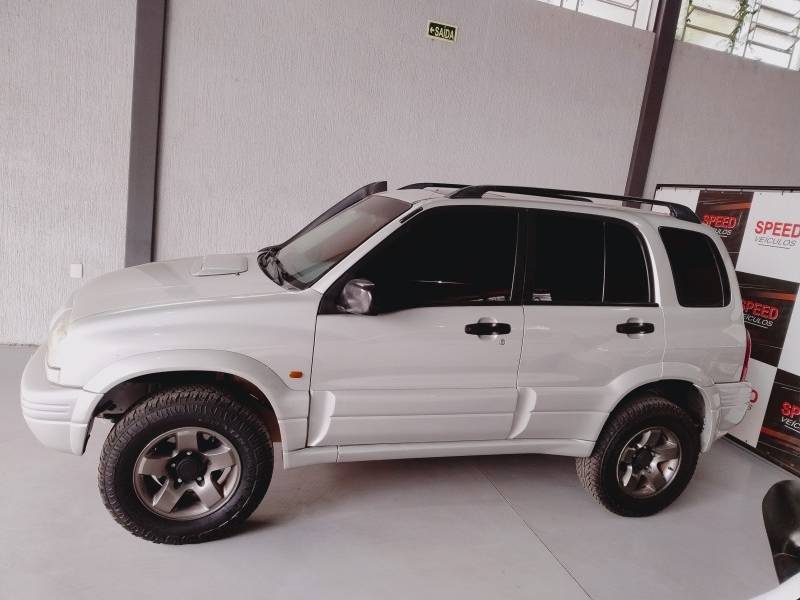 SUZUKI - GRAND VITARA - 1998/1999 - Prata - R$ 35.900,00
