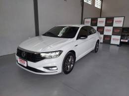 VOLKSWAGEN - JETTA - 2018/2018 - Branca - R$ 106.900,00