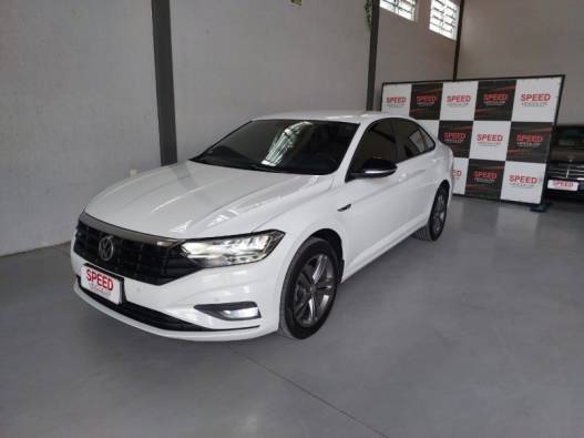 VOLKSWAGEN - JETTA - 2018/2018 - Branca - R$ 106.900,00