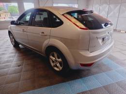 FORD - FOCUS - 2013/2013 - Prata - R$ 45.900,00