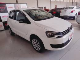 VOLKSWAGEN - FOX - 2014/2014 - Branca - R$ 43.900,00