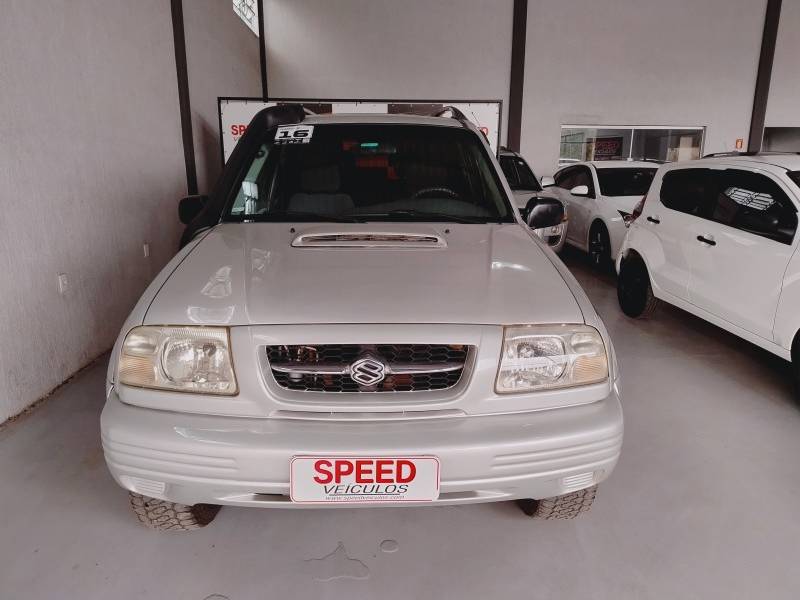 SUZUKI - GRAND VITARA - 1998/1999 - Prata - R$ 35.900,00